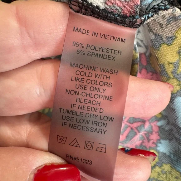 CHAUS PRETTY PRINT TOP w/PARTIAL ZIPPER  XLARGE     #T - Picture 6 of 8